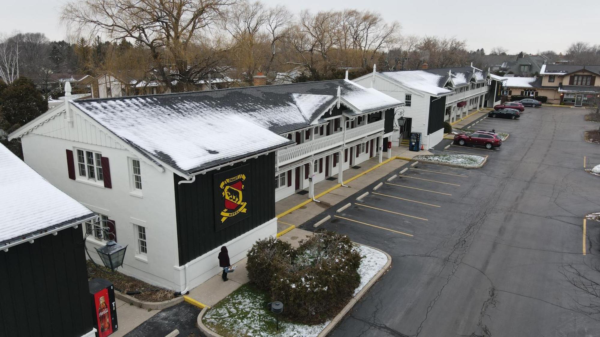 The Chalet Motel Mequon Kültér fotó