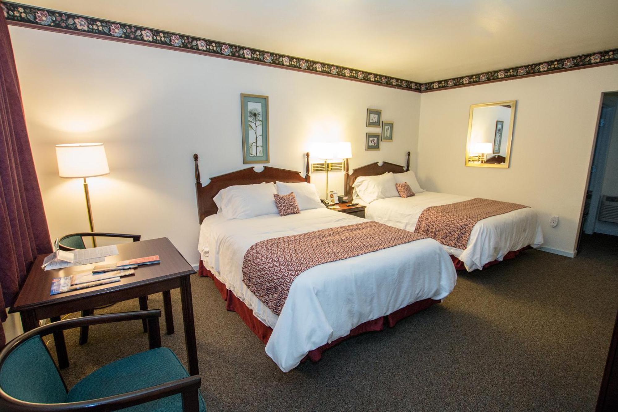 The Chalet Motel Mequon Kültér fotó