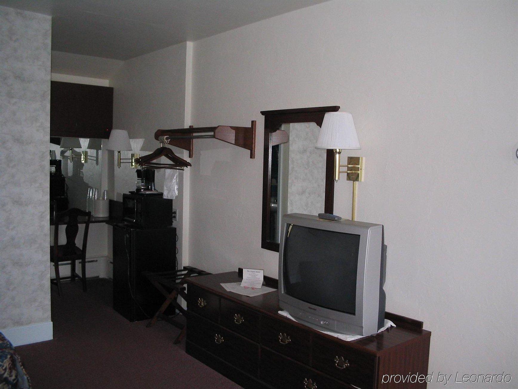 The Chalet Motel Mequon Kültér fotó